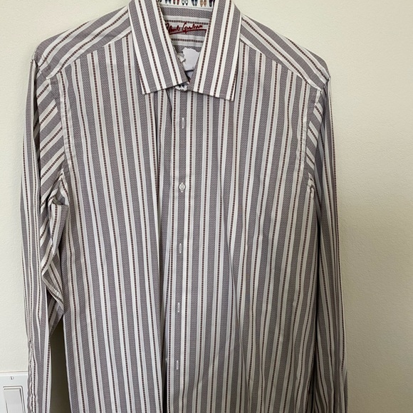 Men’s shirts - Picture 3 of 8